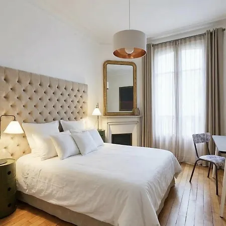 Rapp Quai De Seine Apartment *