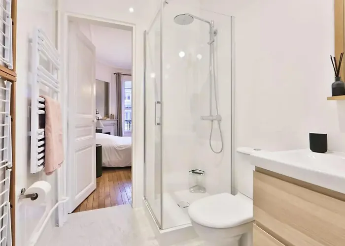 Rapp Quai De Seine Apartment